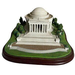 Danbury Mint The Jefferson Memorial Replica Landmark Sculpture Figurine
